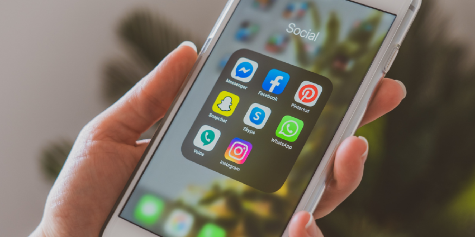 Conversion & PDA Simple Ways to Keep Your Social Media Profiles…